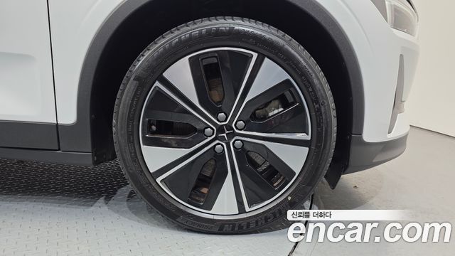 Polestar 2 2023 thumb 6