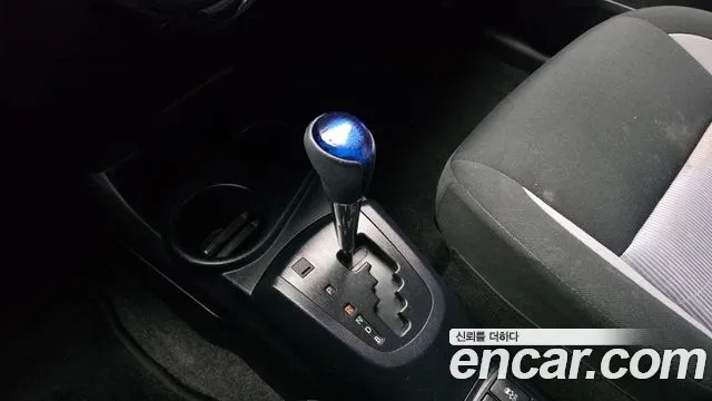 Toyota Prius C 2019 thumb 4