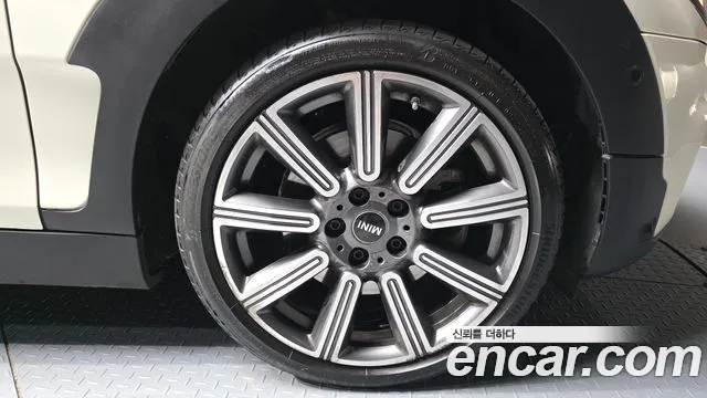 Mini Clubman 2022 thumb 2