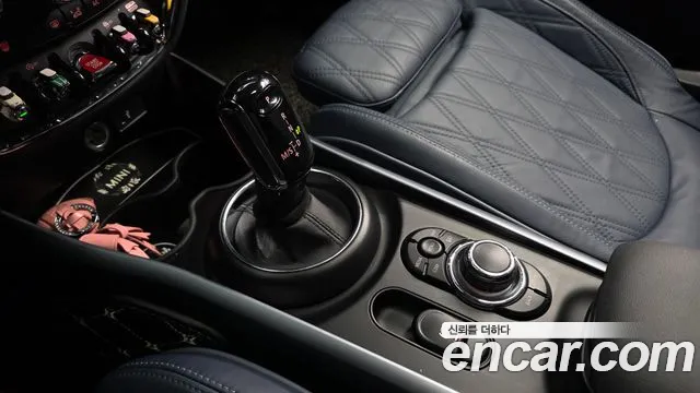 Mini Clubman 2022 thumb 10