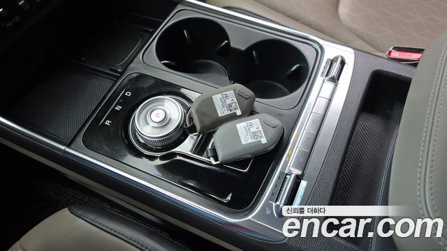 Kia Carnival 2024 thumb 9