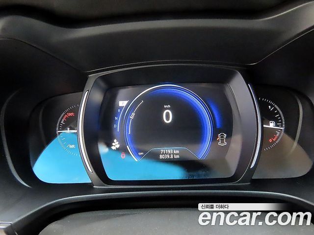 Renault-KoreaSamsung Koleos 2019 thumb 9