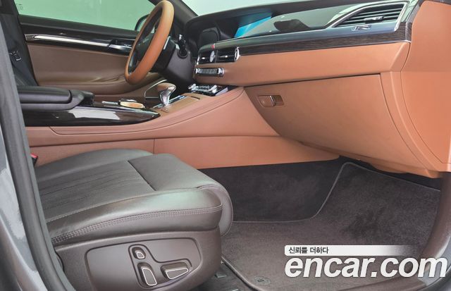 Genesis G90 2019 thumb 12