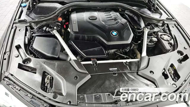 BMW 5 серии 2021 thumb 2