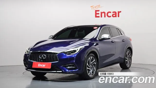 Infiniti Q30 2019 thumb 12