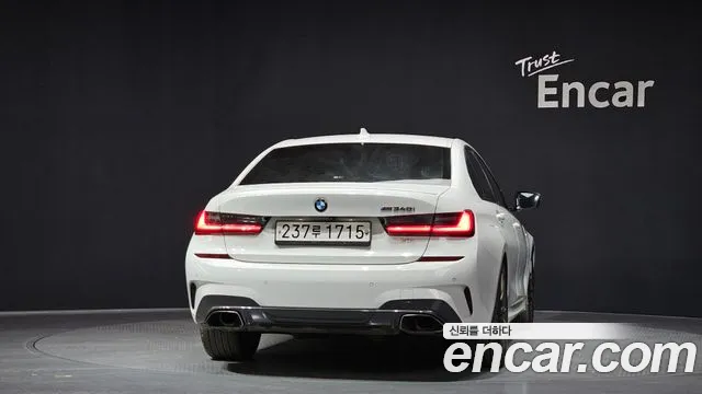BMW 3-Series 2019 thumb 6