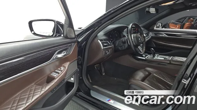 BMW 7 серии 2020 thumb 9