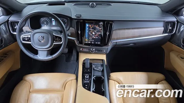 Volvo V90 2021 thumb 10