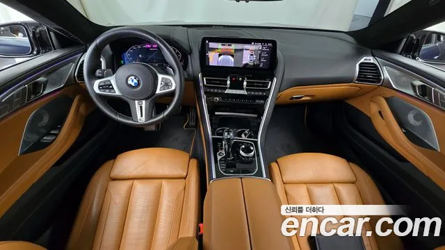 BMW 8 серии 2022 thumb 3