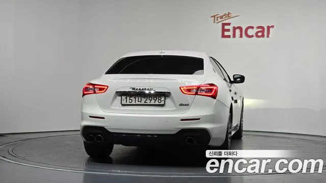 Maserati Ghibli 2020 thumb 9