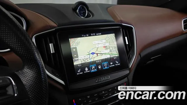 Maserati Ghibli 2020 thumb 6