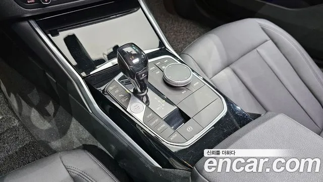 BMW 3 серии 2019 thumb 6