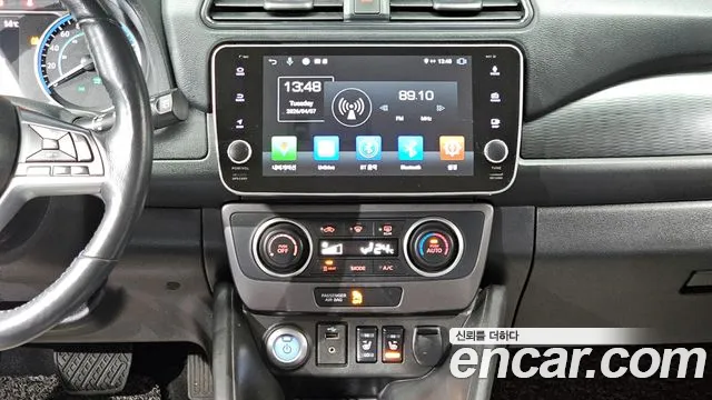 Nissan Leaf 2019 thumb 9