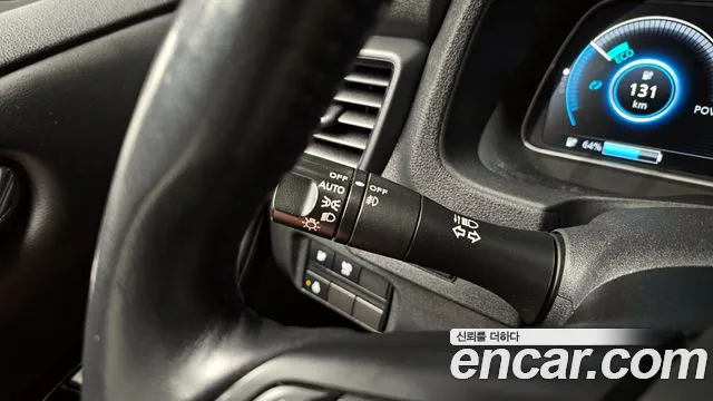 Nissan Leaf 2019 thumb 3
