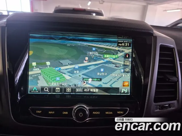 KGM Rexton 2019 thumb 4
