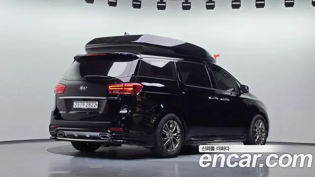 Kia Canival 2020 thumb 11