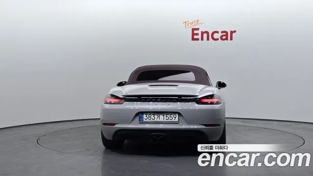 Porsche Boxster 2021 thumb 12