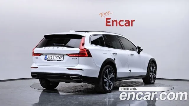 Volvo V60 2021 thumb 10