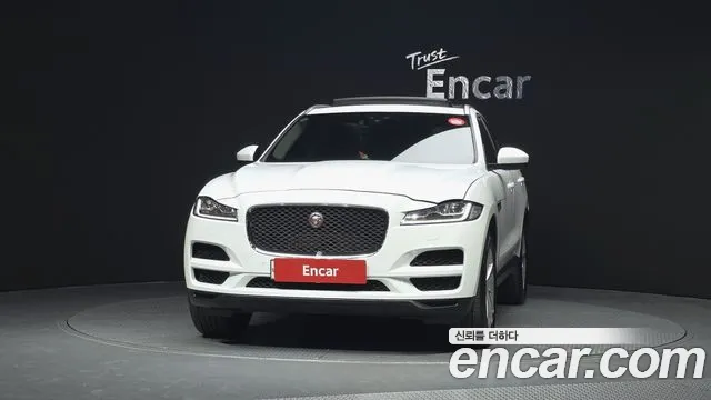 Jaguar F-Pace 2019 thumb 8