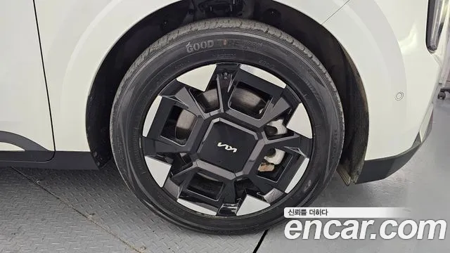 Kia Canival 2024 thumb 6