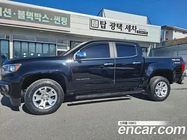Chevrolet Colorado 2021 thumb 2