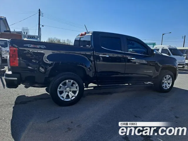 Chevrolet Colorado 2021 thumb 3