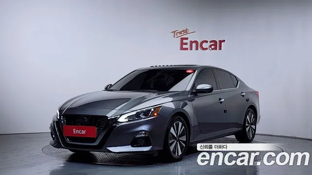 Nissan Altima 2019 thumb 5