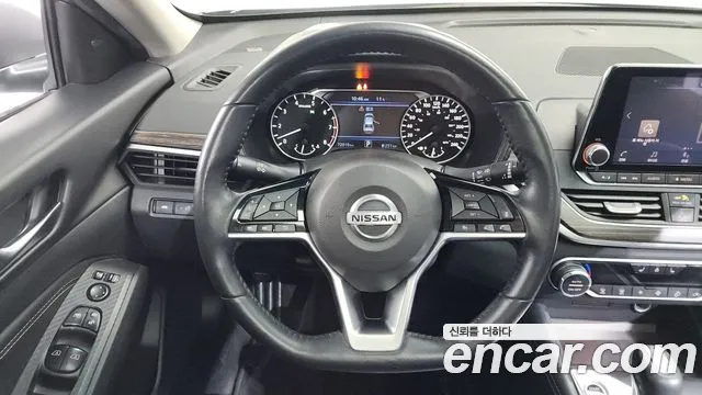 Nissan Altima 2019 thumb 9