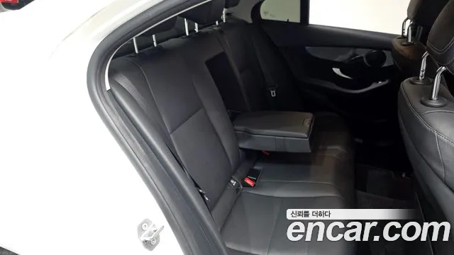 Mercedes-Benz S-Class 2020 thumb 2