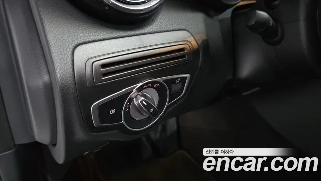 Mercedes-Benz S-Class 2020 thumb 7
