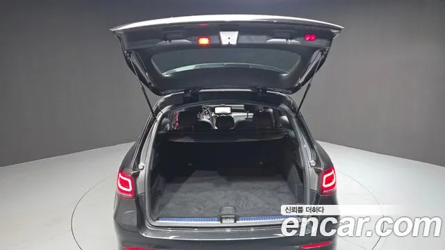 Mercedes-Benz S-Class 2022 thumb 7