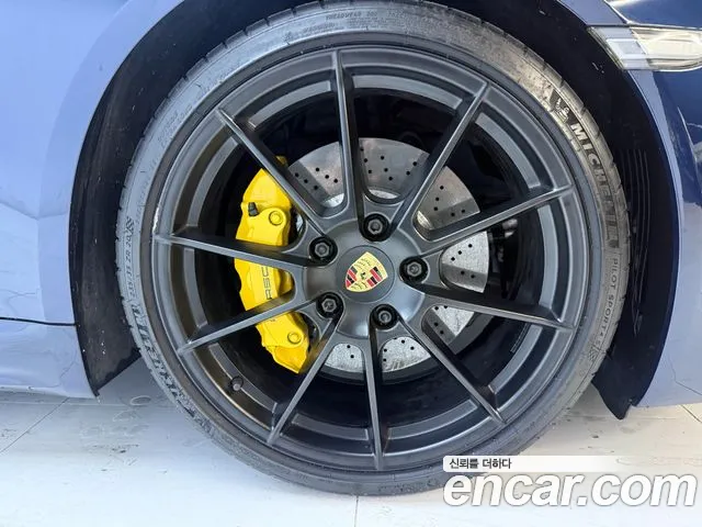 Porsche Boxster 2021 thumb 6