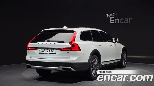 Volvo V90 2019 thumb 2