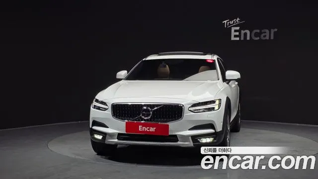 Volvo V90 2019 thumb 12