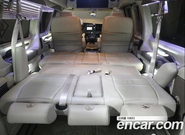 GMC Savana 2022 thumb 7