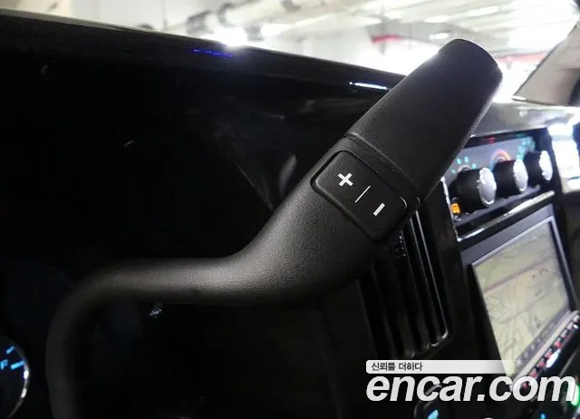GMC Savana 2022 thumb 11