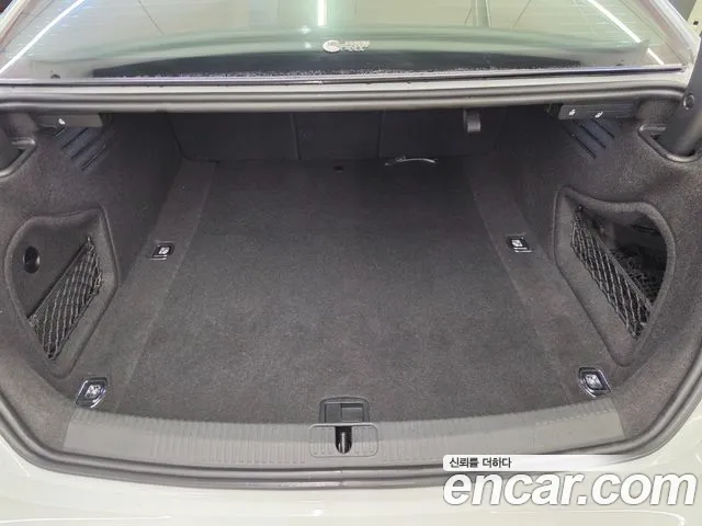 Audi S5 2023 thumb 4