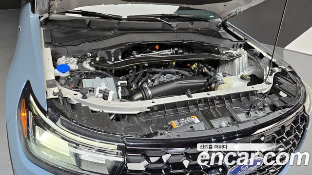 Ford Explorer 2025 thumb 6