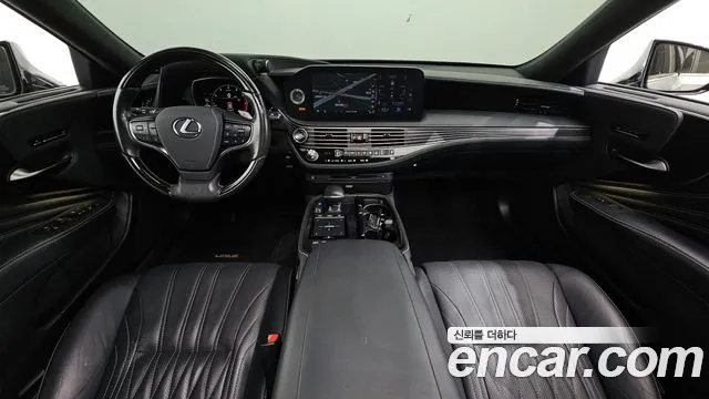 Lexus LS 2022 thumb 7