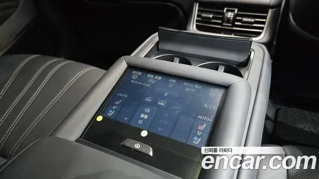 Lexus LS 2022 thumb 12
