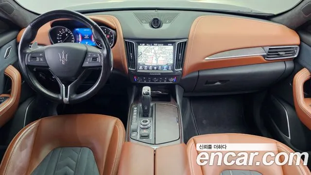 Maserati Levante 2019 thumb 10