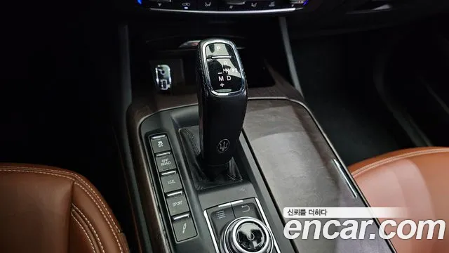 Maserati Levante 2019 thumb 9