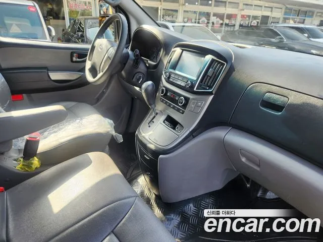 Hyundai Starex 2020 thumb 8