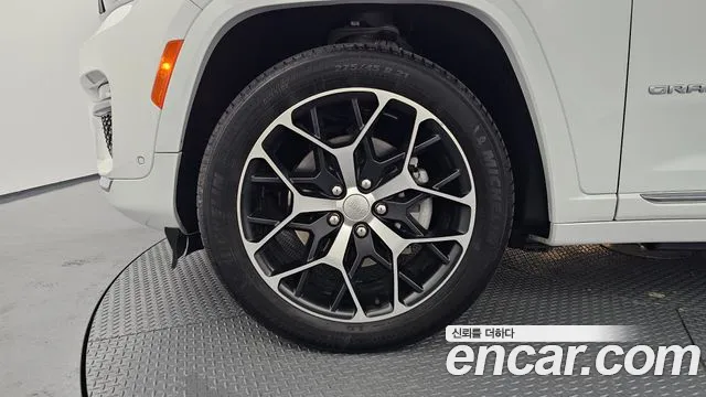 Jeep Grand Cherokee 2022 thumb 3