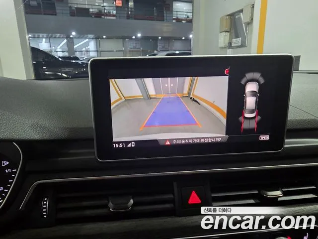 Audi A4 2019 thumb 9