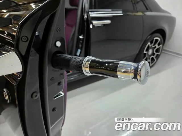 Rolls-Royce Ghost 2020 thumb 12