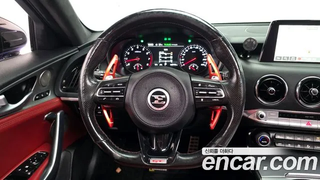 Kia Stinger 2019 thumb 12
