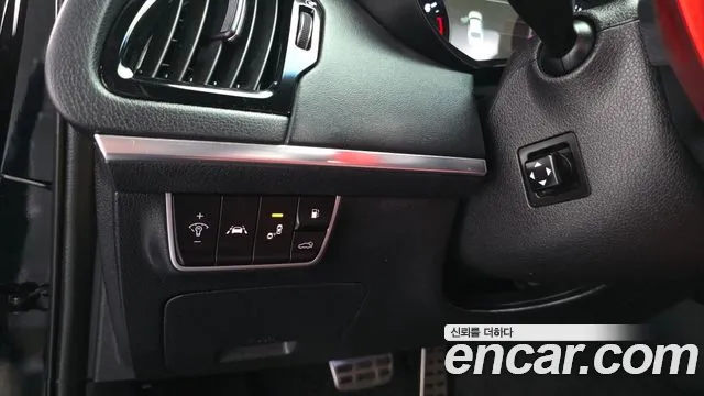 Kia Stinger 2019 thumb 3
