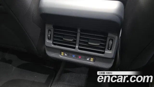 Land Rover Range Rover 2025 thumb 9