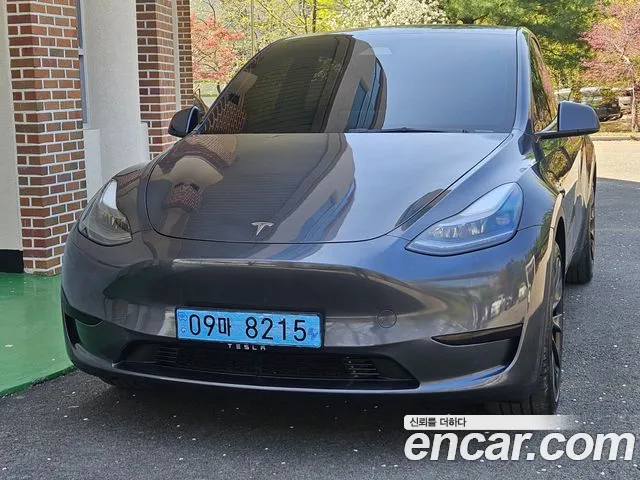 Tesla Model 2025 thumb 10